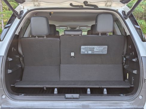 Used 2023 Toyota Sequoia SR5 w/ SR5 Premium Package image 19