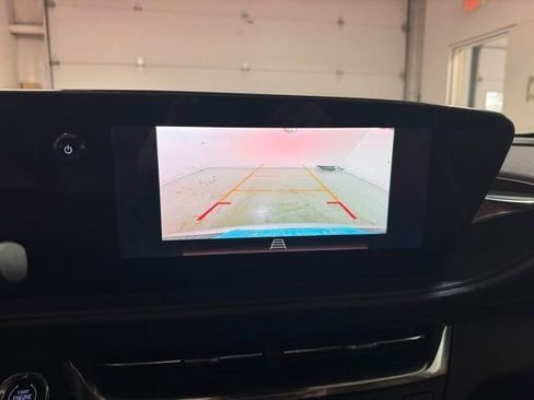 Certified 2024 Buick Envista Preferred w/ Convenience I Package image 14