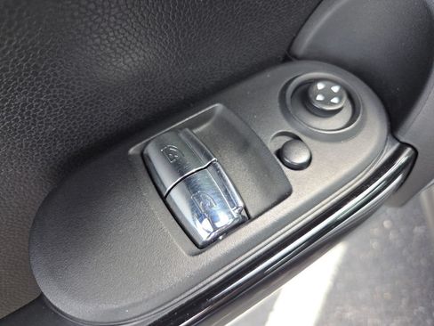 Used 2020 MINI Cooper S FWD image 29