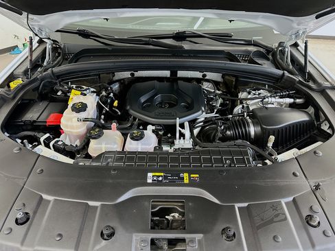 Used 2022 Jeep Grand Cherokee Limited 4xe image 34