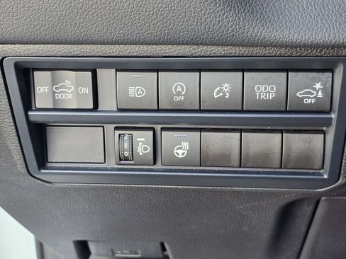 Used 2025 Toyota Tundra Limited w/ Nightshade Package AWD/4WD image 17