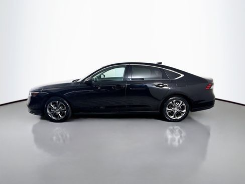 Used 2023 Honda Accord EX image 6