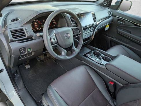 New 2026 Honda Ridgeline Black Edition image 3