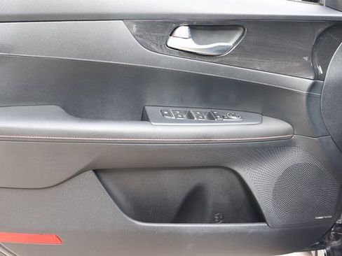 Used 2020 Kia Forte GT image 9