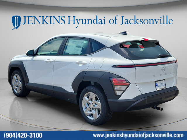 New 2027 Hyundai Kona SE FWD image 8
