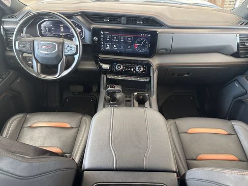 Used 2024 GMC Sierra 1500 AT4 w/ Technology Package AWD/4WD image 22