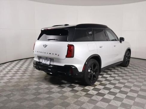 New 2026 MINI Cooper Countryman S w/ Comfort Package Max image 5