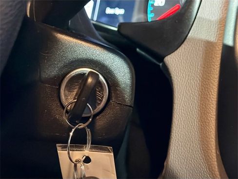 Used 2017 Chevrolet Colorado W/T image 31