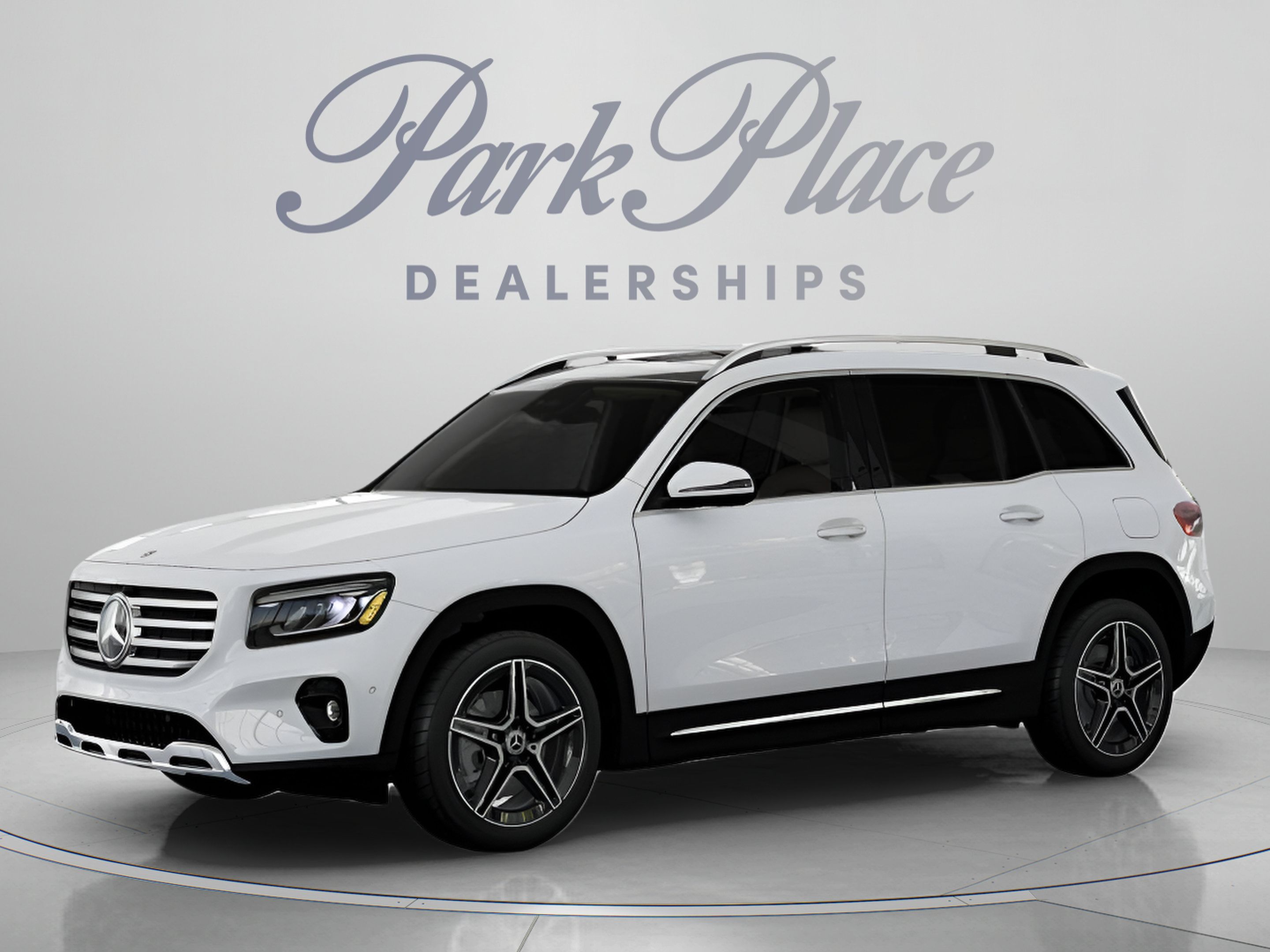Used 2026 Mercedes-Benz GLB 250 4MATIC image 2