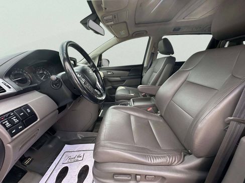 Used 2015 Honda Odyssey Touring Elite image 15