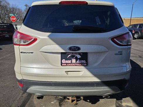 Used 2015 Ford Escape SE w/ Equipment Group 201A image 9