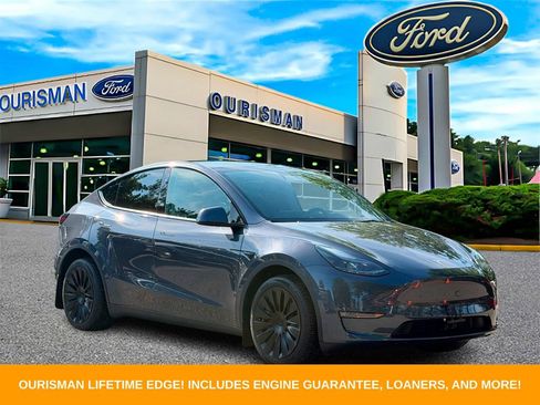 Used 2023 Tesla Model Y Long Range AWD/4WD image 1