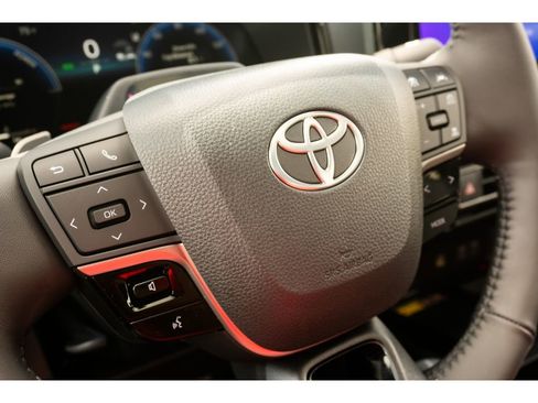 New 2026 Toyota Camry XSE FWD image 33
