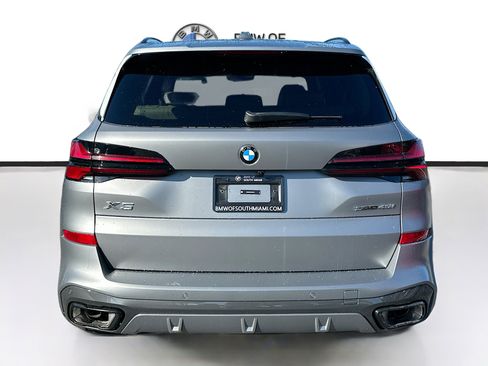 New 2026 BMW X5 sDrive40i w/ Executive Package image 5