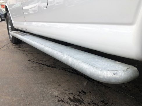 Used 2024 GMC Savana 2500 w/ Driver Convenience Package image 12