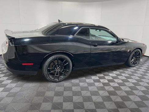 Used 2022 Dodge Challenger R/T Scat Pack w/ Dynamics Package RWD image 9