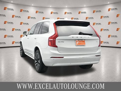 Used 2024 Volvo XC90 T8 Plus AWD/4WD image 3