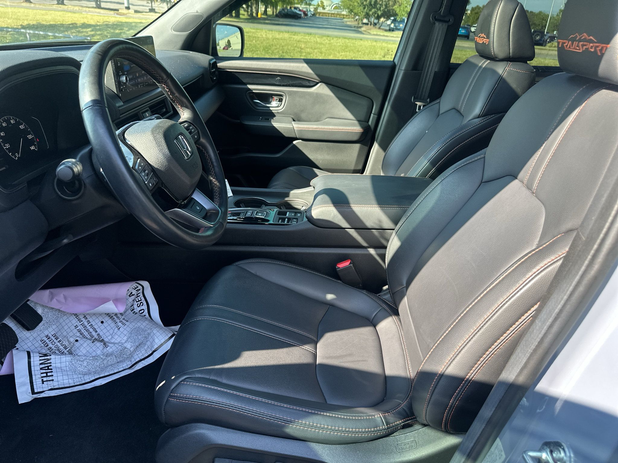 Used 2025 Honda Pilot TrailSport image 21