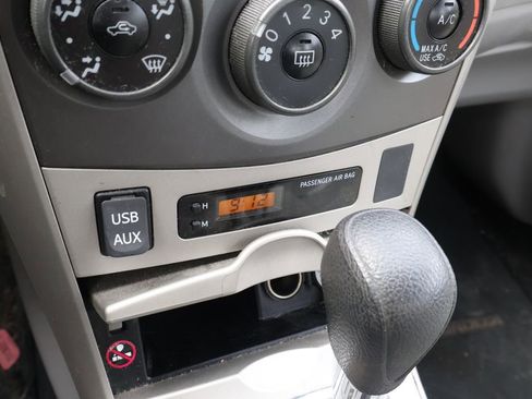 Used 2011 Toyota Corolla LE image 22