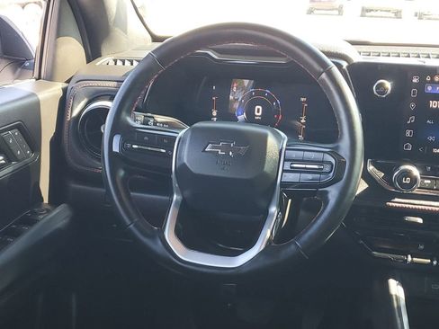 Used 2023 Chevrolet Colorado Z71 w/ Z71 Convenience Package 2 image 25