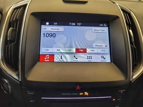 Used 2019 Ford Edge Titanium AWD/4WD image 25