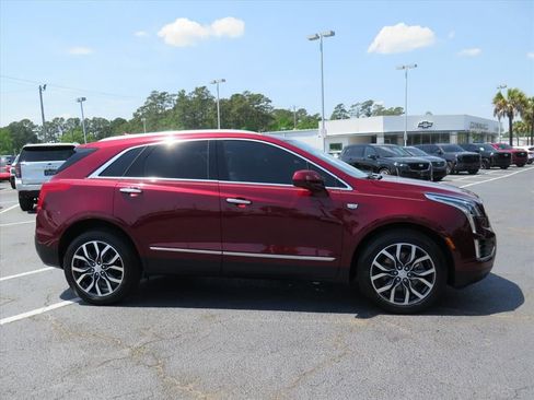 Used 2018 Cadillac XT5 Luxury FWD image 2