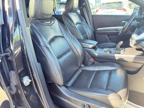 Used 2023 Cadillac XT4 Premium Luxury AWD/4WD image 20