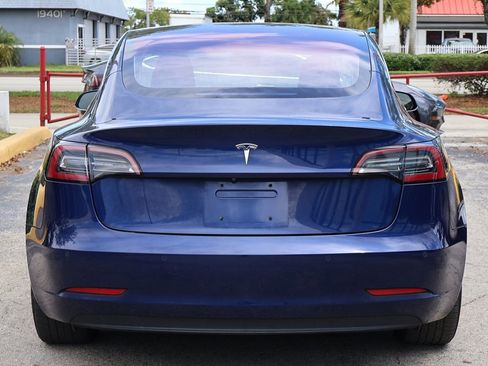 Used 2018 Tesla Model 3 Long Range image 12