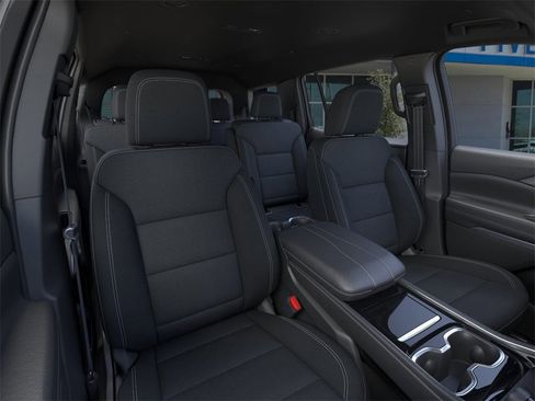 New 2026 Chevrolet Traverse LT w/ Driver Confidence Package image 16