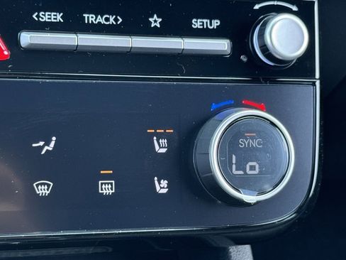 New 2025 Hyundai Santa Cruz Limited image 6