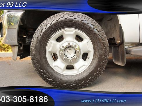 Used 2011 Ford F250 XLT w/ XLT Interior Pkg image 3