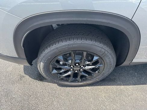 New 2026 Chevrolet Traverse LT w/ Midnight/Sport Edition FWD image 20