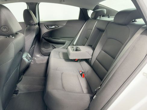 Used 2023 Chevrolet Malibu LT image 13