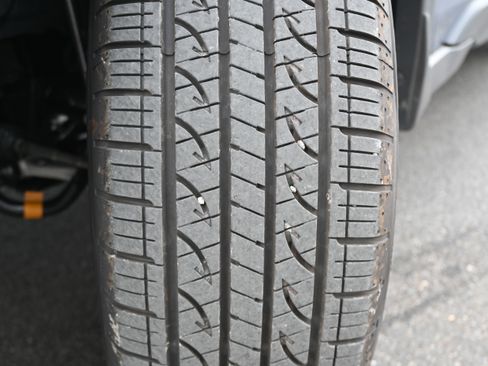 Certified 2025 Subaru Outback Touring w/ Popular Package #2 image 12