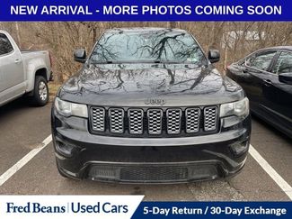 Used 2020 Jeep Grand Cherokee Altitude video 2