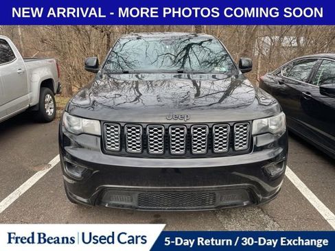 Used 2020 Jeep Grand Cherokee Altitude image 2