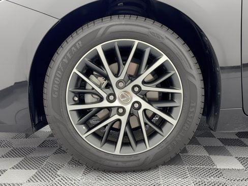 Used 2017 Lexus ES 350 w/ Luxury Package FWD image 13