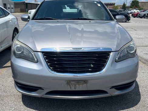 Used 2013 Chrysler 200 Touring w/ Cold Weather Group FWD image 2