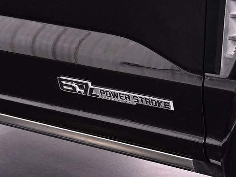 Used 2025 Ford F450 Platinum w/ FX4 Off-Road Package image 11