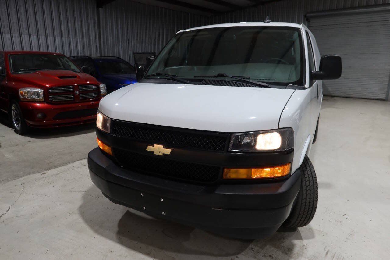 Used 2021 Chevrolet Express 2500 RWD image 35