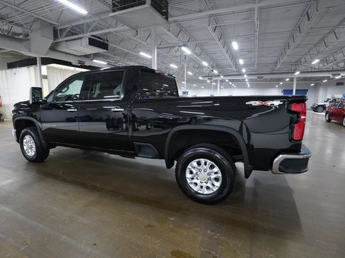 Certified 2024 Chevrolet Silverado 2500 LTZ image 12