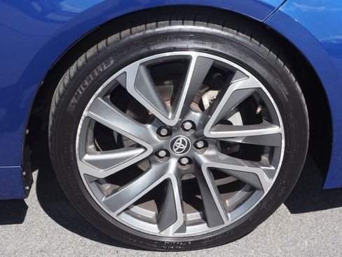 Used 2020 Toyota Corolla SE w/ Carpet Mat Package (TMS) FWD image 10