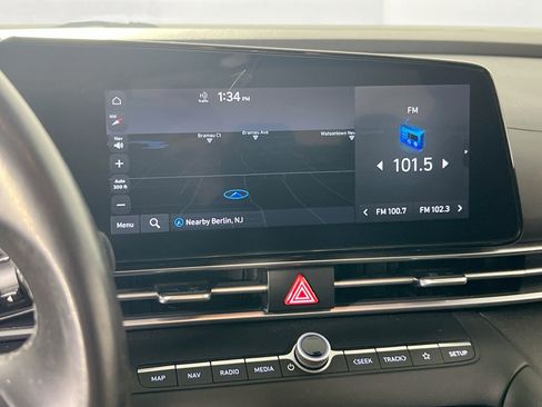 Used 2023 Hyundai Elantra SEL w/ Convenience Package image 13