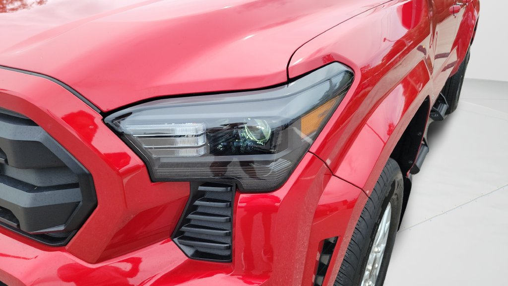 Used 2026 Toyota Tacoma SR5 RWD image 9