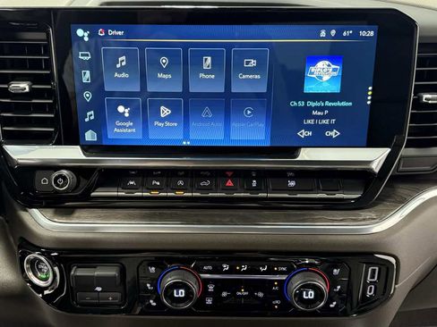 Used 2022 Chevrolet Silverado 1500 LTZ image 24