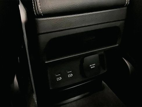 Used 2019 Ford Ranger Lariat w/ Trailer Tow Package image 11