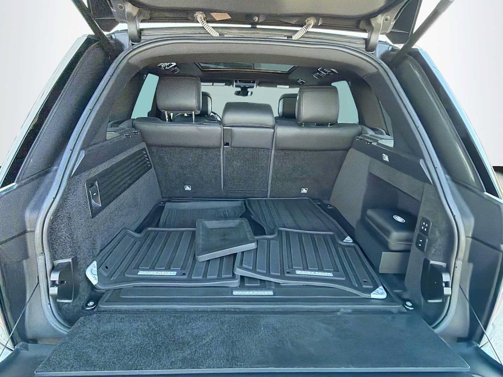 Certified 2022 Land Rover Range Rover Westminster Edition AWD/4WD image 19