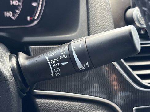 Used 2022 Honda Accord Sport image 34