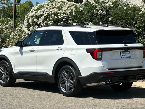 New 2026 Ford Explorer ST w/ Sun And Sound Package AWD/4WD image 6