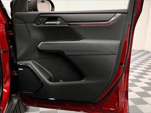 Used 2025 GMC Acadia AT4 w/ LPO, Floor Liner Package image 19